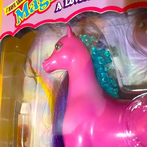MAGIC TOUCH PONY VINTAGE 90s ANTONIA PONY MANE LIGHTS UP BLINKS, PLAYS MUSIC - Picture 3 of 14